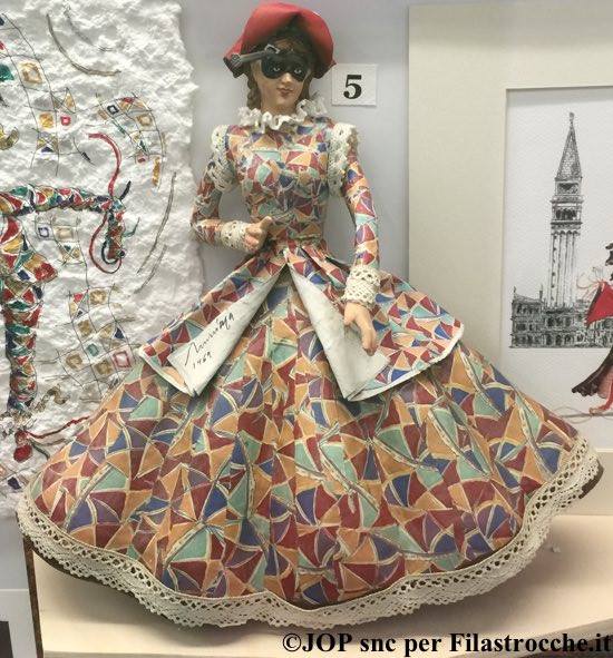 Il vestito dell'amicizia Il vestito dell'amicizia