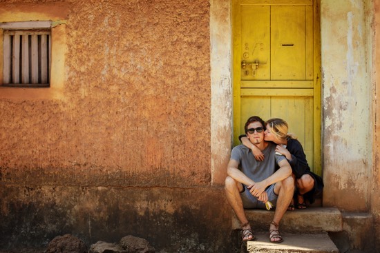 E picchia picchia alla porticella E picchia picchia alla porticella