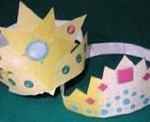 Accessori di Carnevale: corone, cappellini e bacchetta magica