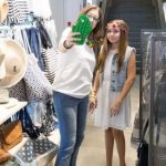 La Valigia delle vacanze: riempiamola con lo Shopping da OVS!